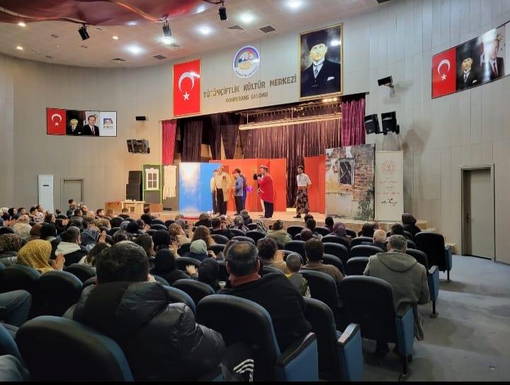 Konakta Bir Düğün